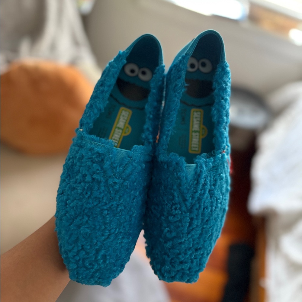 Toms Sesame Street Cookie Monster Shoes